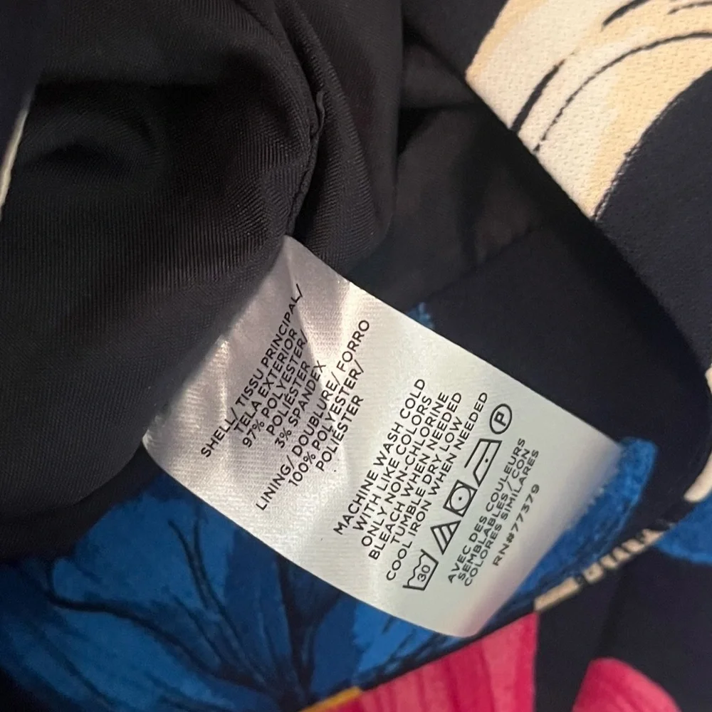 Ann Taylor Factory 12 Blue Yellow Pink Tulip Straight Office Work Church Skirt - Picture 7 of 8